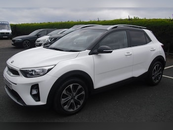 Used Kia Stonic 2018 for sale - 75335826: Photo