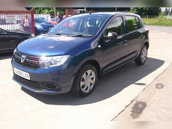 Used Dacia Sandero 2018 for sale - 78769102: Photo
