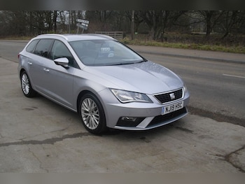 Used SEAT Leon 2019 for sale - 77643019: Photo