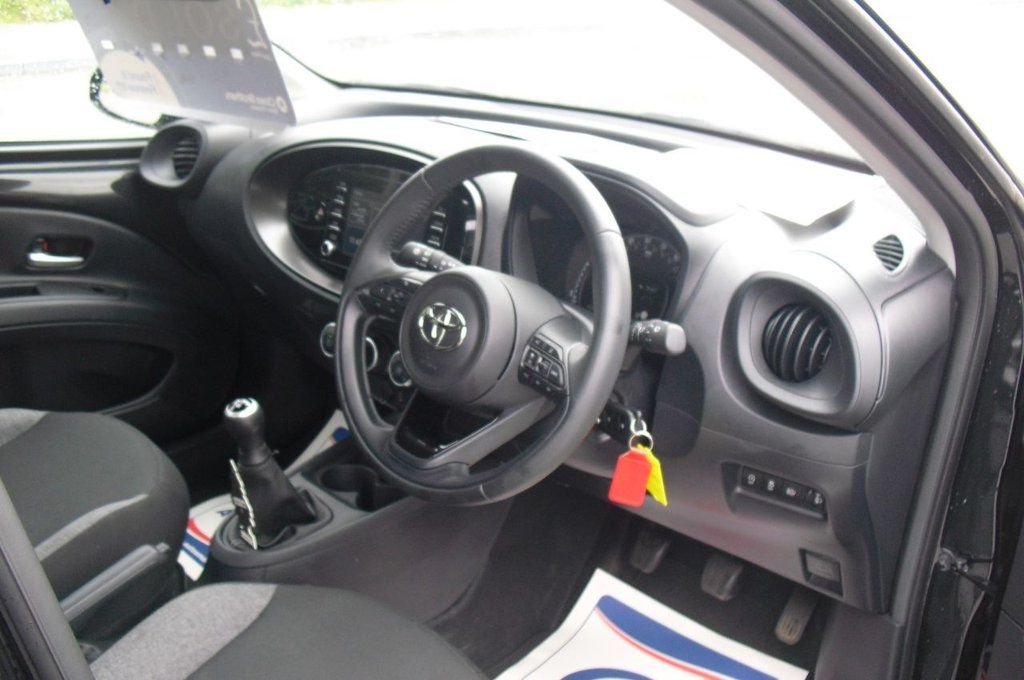 Used Toyota Aygo X 2023 for sale - 76055875: Photo 13