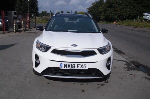 Used Kia Stonic 2018 for sale - 76055879: Photo 3