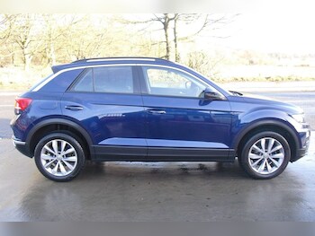 Used Volkswagen T-Roc 2019 for sale - 77341984: Photo