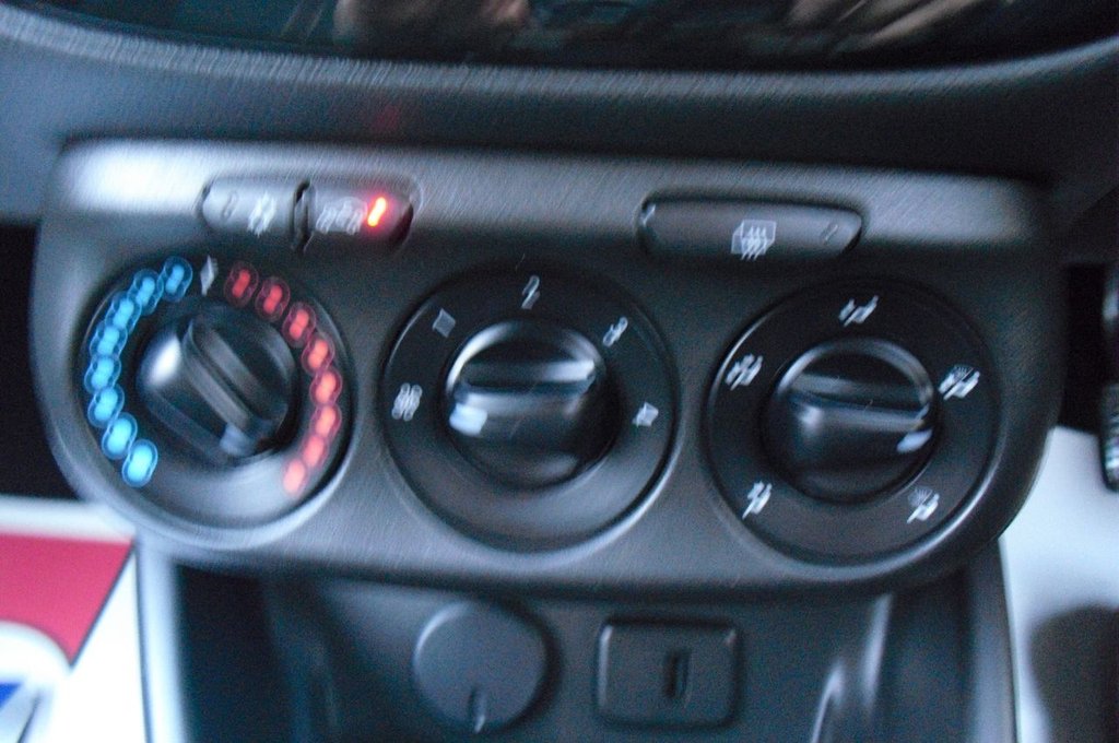 Used Vauxhall Corsa 2017 for sale - 76535895: Photo 12