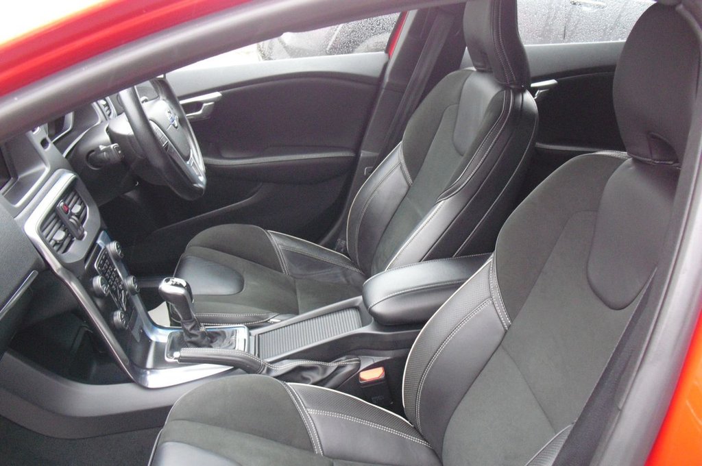 Used Volvo V40 2015 for sale - 78097225: Photo 17