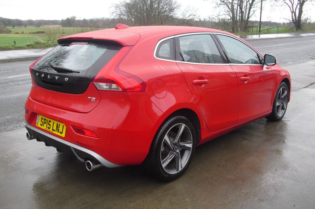 Used Volvo V40 2015 for sale - 78097225: Photo 6
