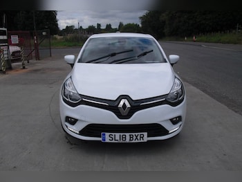 Used Renault Clio 2018 for sale - 75642559: Photo