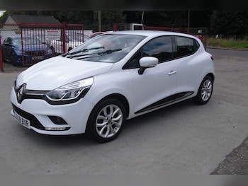 Used Renault Clio 2018 for sale - 75642559: Photo