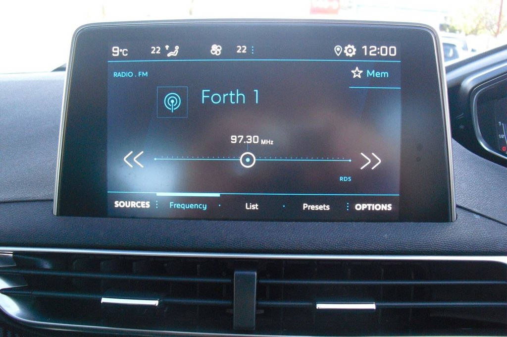 Used Peugeot 3008 2019 for sale - 76559179: Photo 12