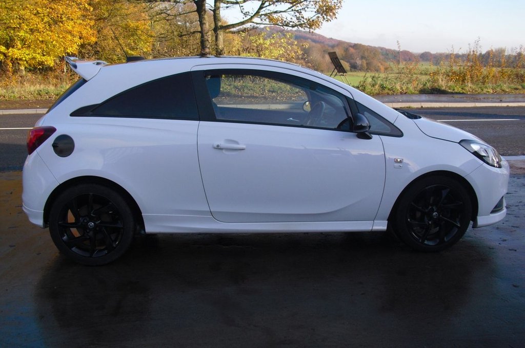 Used Vauxhall Corsa 2017 for sale - 76496528: Photo 2