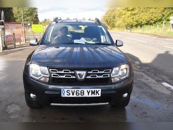 Used Dacia Duster 2018 for sale - 76323690: Photo