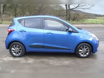 Used Hyundai i10 2018 for sale - 77821186: Photo