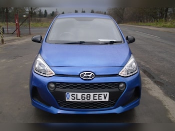 Used Hyundai i10 2018 for sale - 77821186: Photo