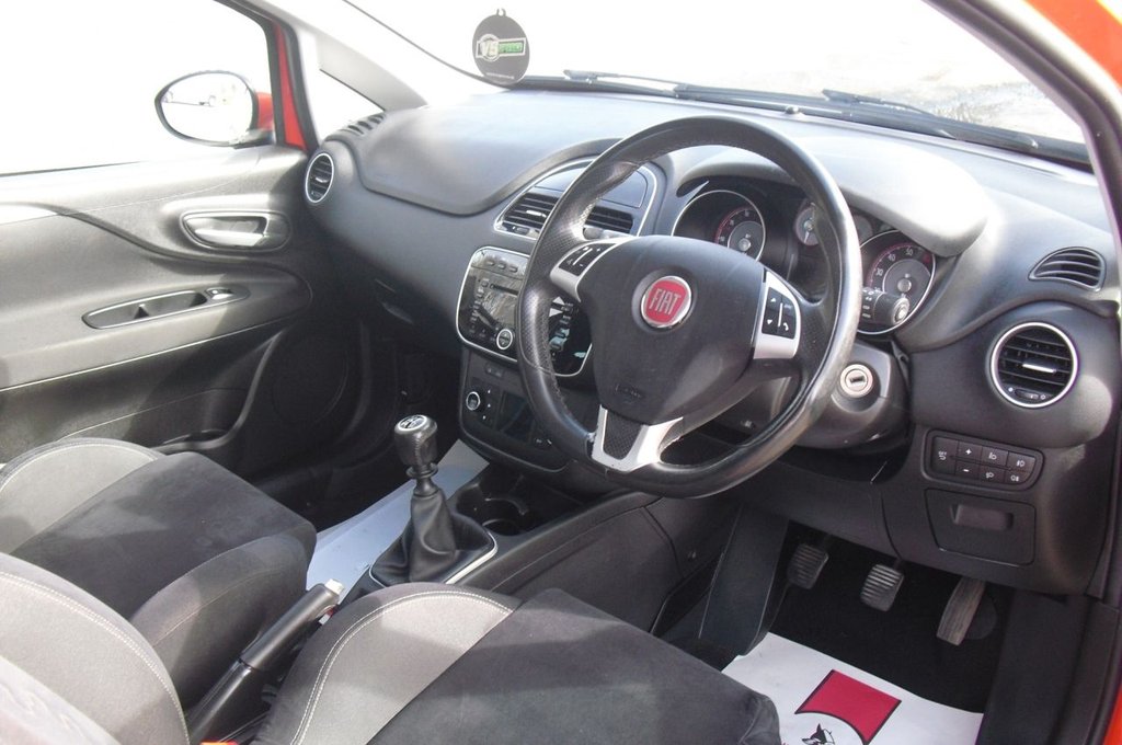 Used Fiat Punto 2014 for sale - 77936412: Photo 14