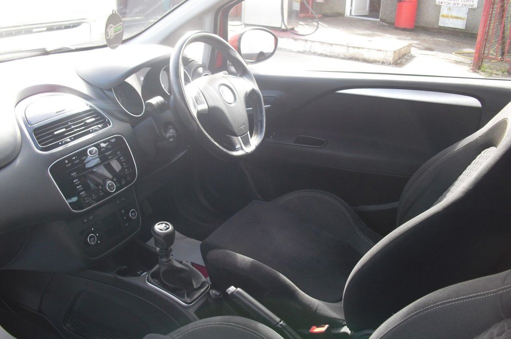 Used Fiat Punto 2014 for sale - 77936412: Photo 16