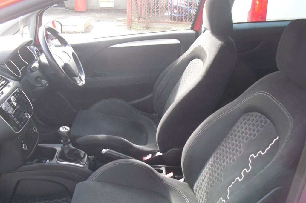 Used Fiat Punto 2014 for sale - 77936412: Photo 17