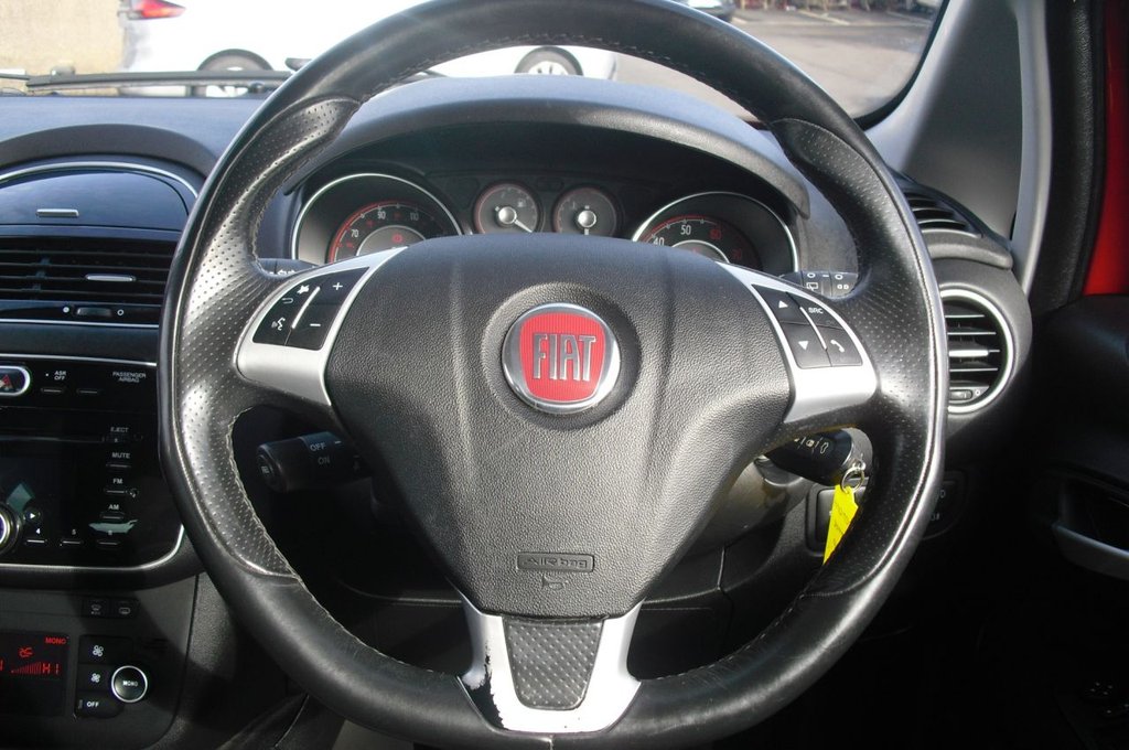 Used Fiat Punto 2014 for sale - 77936412: Photo 9