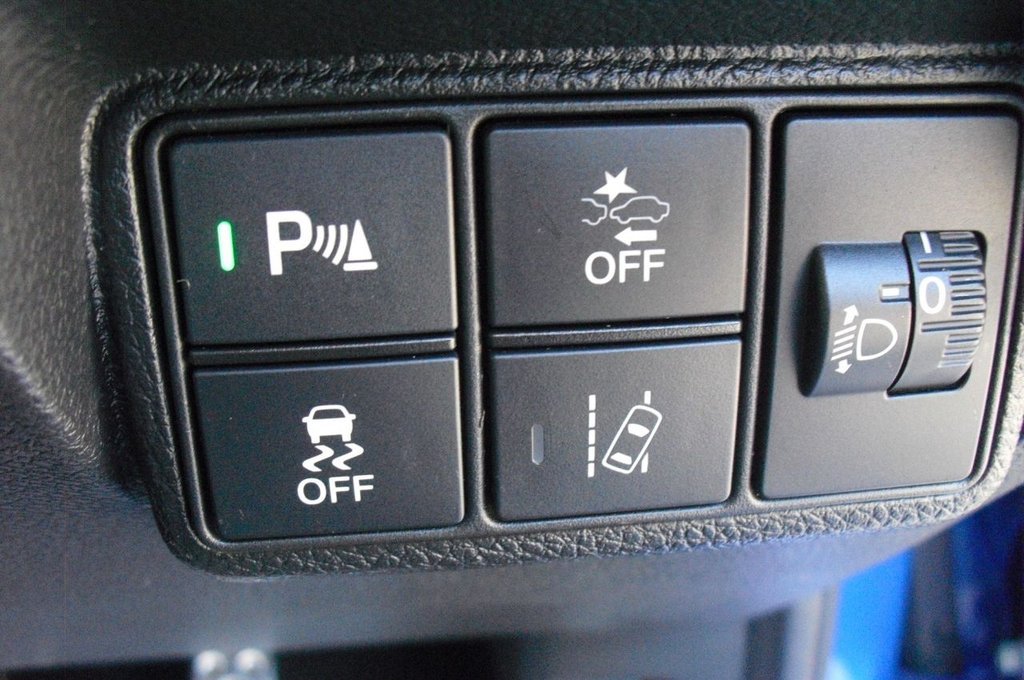 Used Honda Civic 2018 for sale - 77693057: Photo 17