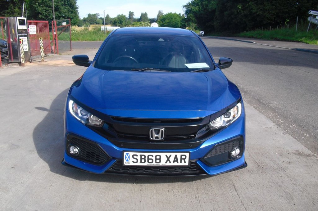 Used Honda Civic 2018 for sale - 77693057: Photo 3