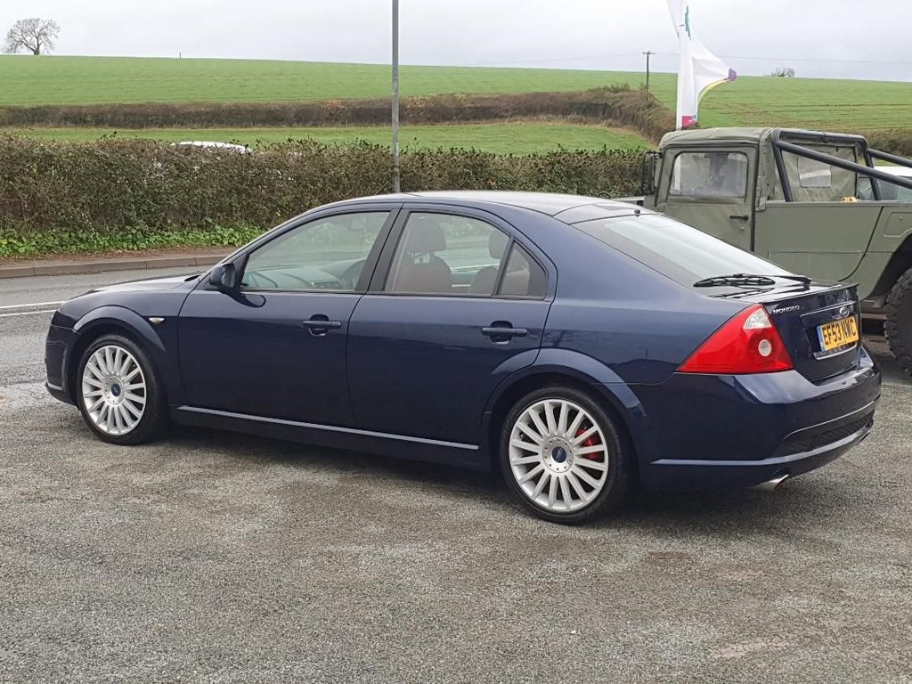 Used Ford Mondeo 2004 for sale - 76768149: Photo 4