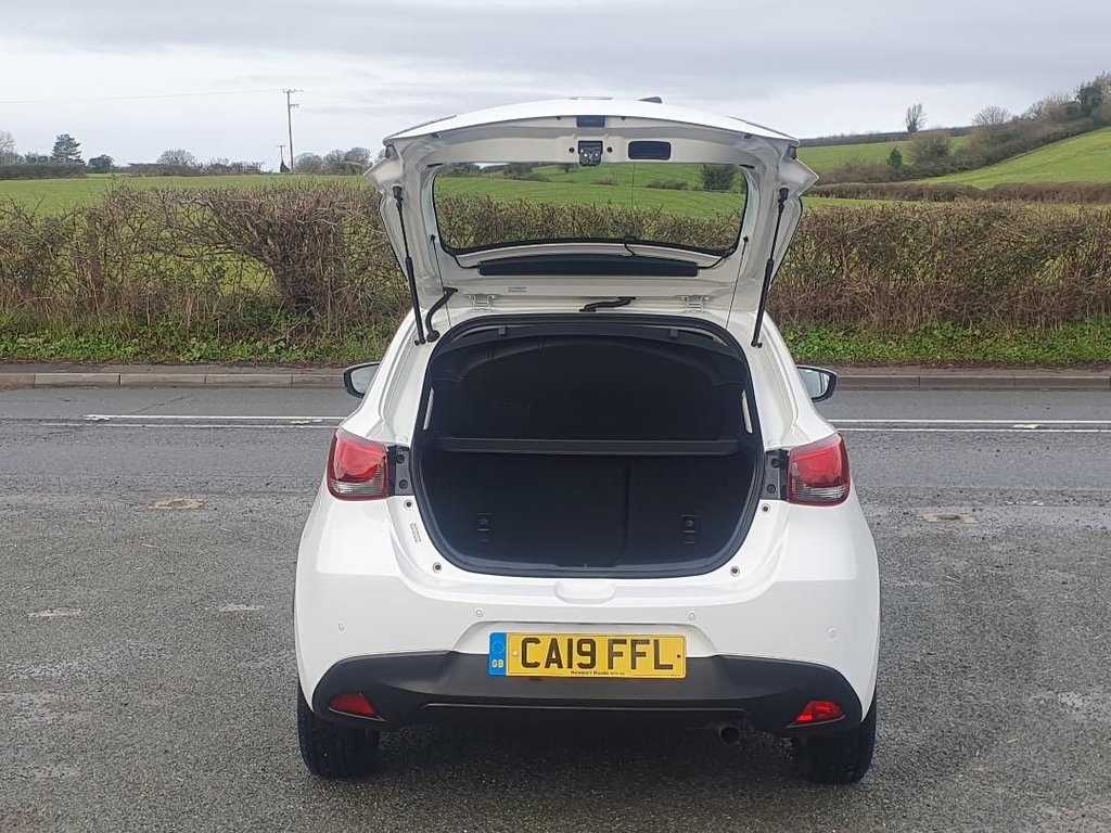 Used Mazda Mazda2 2019 for sale - 77153575: Photo 8