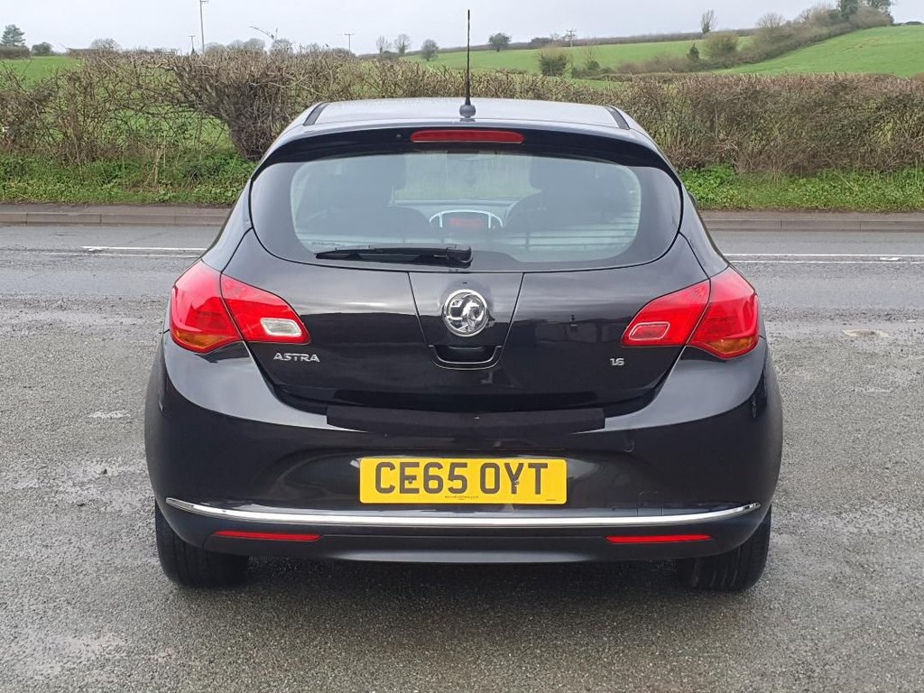 Used Vauxhall Astra 2015 for sale - 78044345: Photo 3