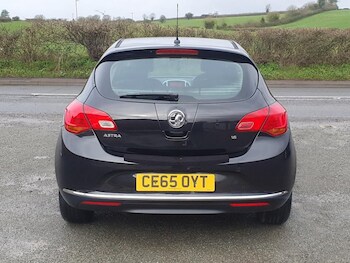 Used Vauxhall Astra 2015 for sale - 78044345: Photo