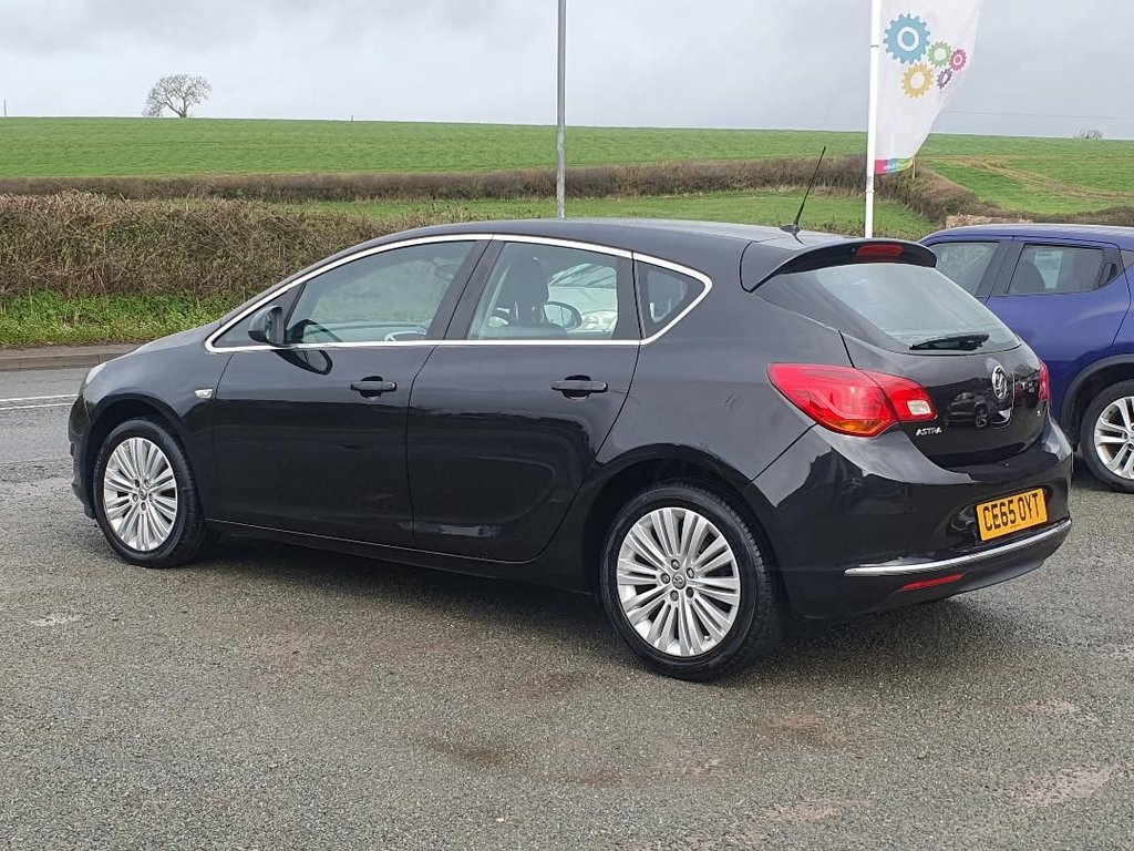 Used Vauxhall Astra 2015 for sale - 78044345: Photo 7