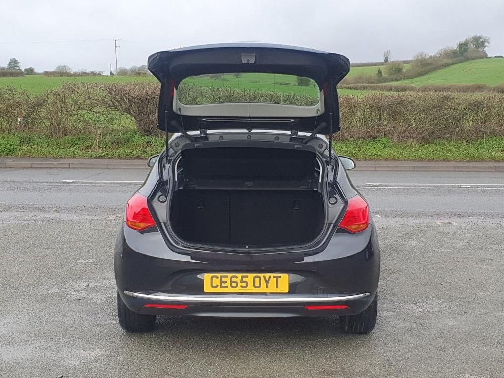 Used Vauxhall Astra 2015 for sale - 78044345: Photo 8