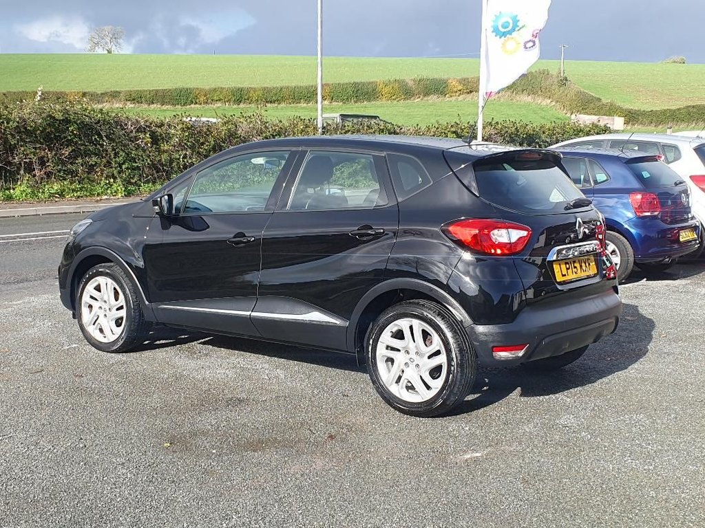 Used Renault Captur 2015 for sale - 76367449: Photo 4