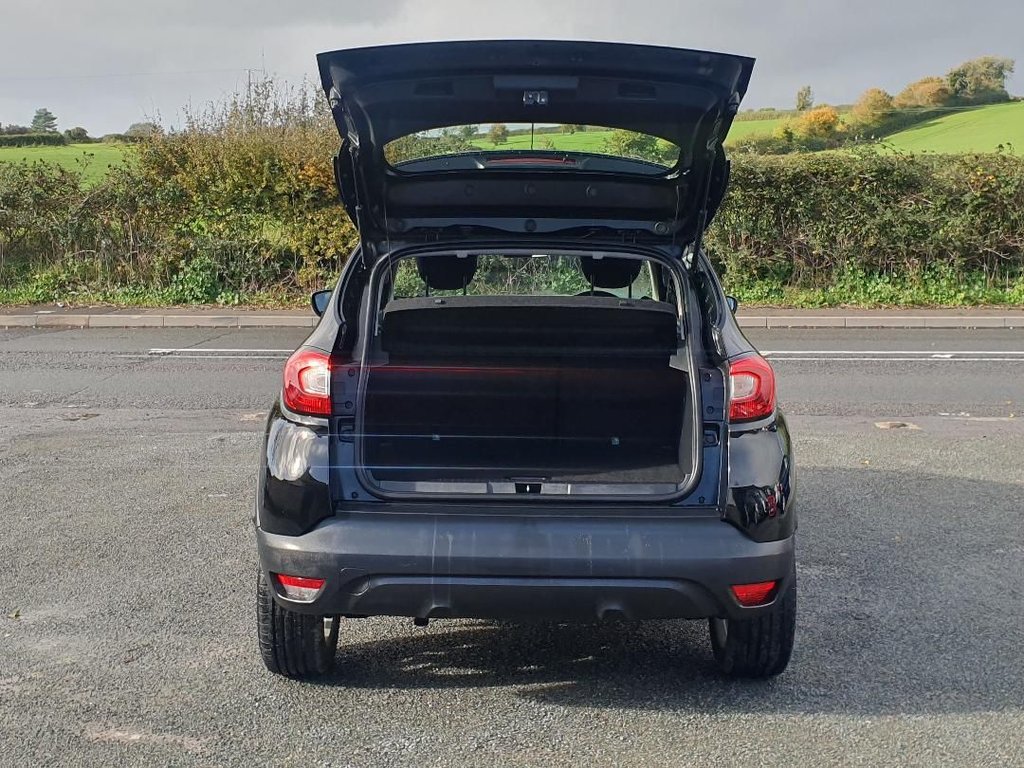 Used Renault Captur 2015 for sale - 76367449: Photo 6