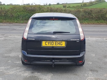 Used Ford Focus 2010 for sale - 77383835: Photo