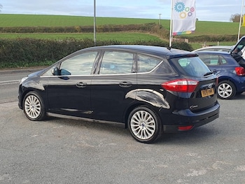 Used Ford C-Max 2015 for sale - 76386325: Photo