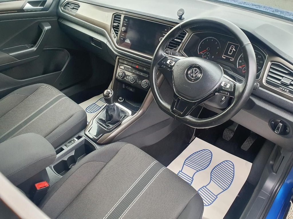 Used Volkswagen T-Roc 2018 for sale - 76973871: Photo 10