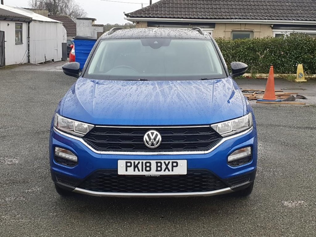 Used Volkswagen T-Roc 2018 for sale - 76973871: Photo 2