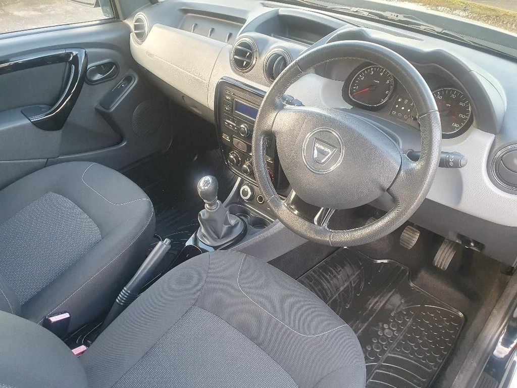 Used Dacia Duster 2014 for sale - 76797530: Photo 8