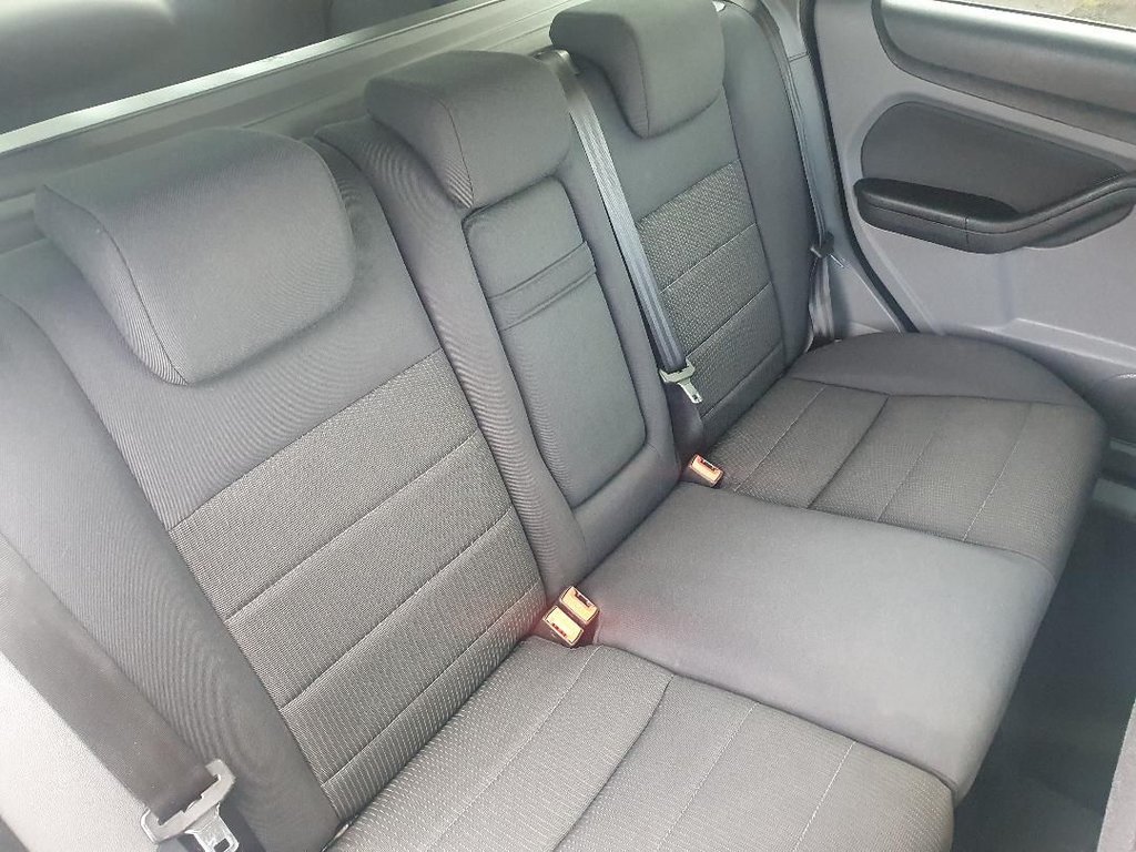 Used Ford Focus 2009 for sale - 76333475: Photo 8