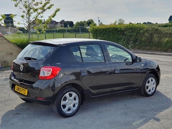 Used Dacia Sandero 2022 for sale - 76322032: Photo