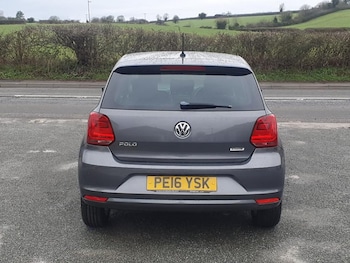 Used Volkswagen Polo 2016 for sale - 77384458: Photo