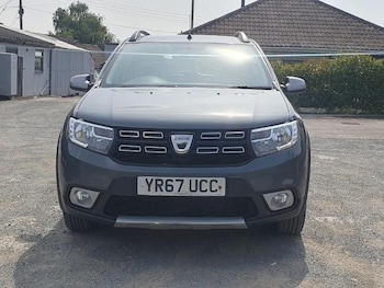 Used Dacia Logan MCV Stepway 2017 for sale - 79289096: Photo