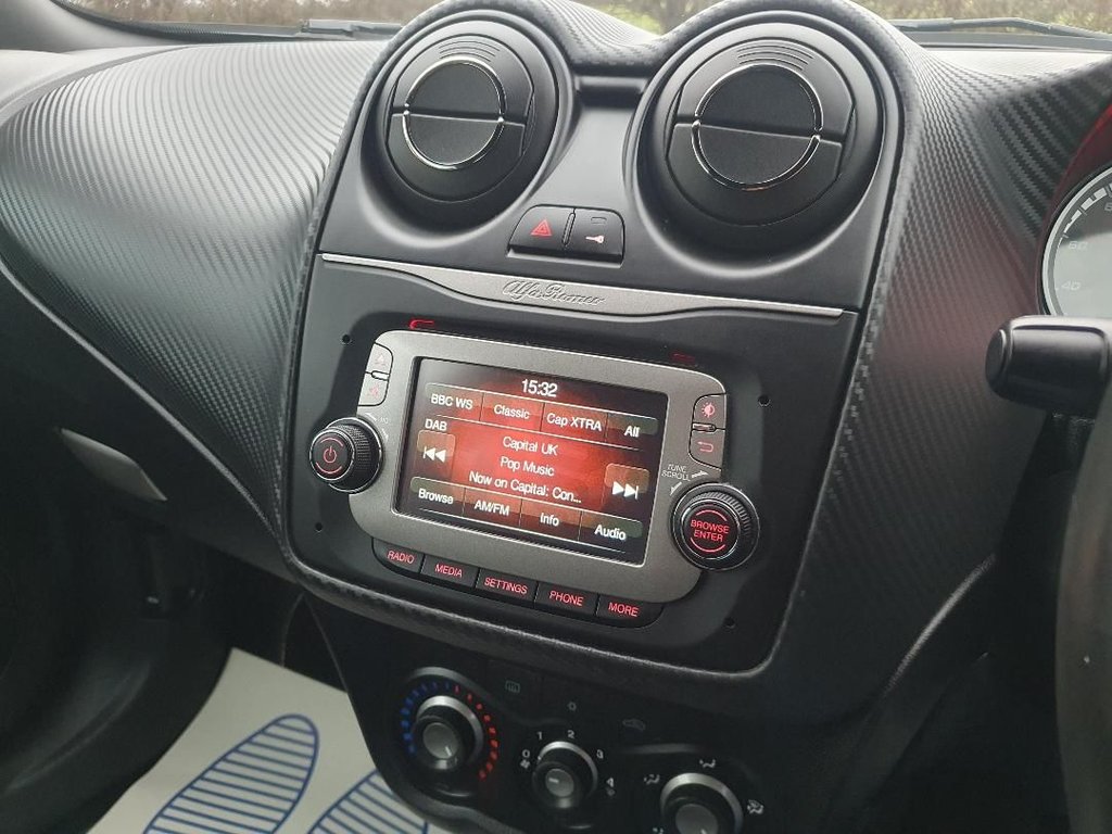 Used Alfa Romeo MiTo 2015 for sale - 77188798: Photo 11