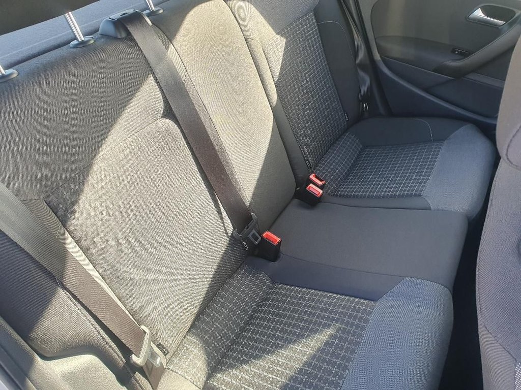 Used Volkswagen Polo 2015 for sale - 77905061: Photo 12