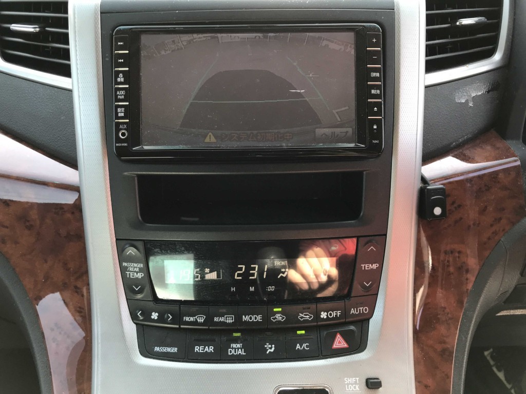 Used Toyota Vellfire 2010 for sale - 76344257: Photo 15