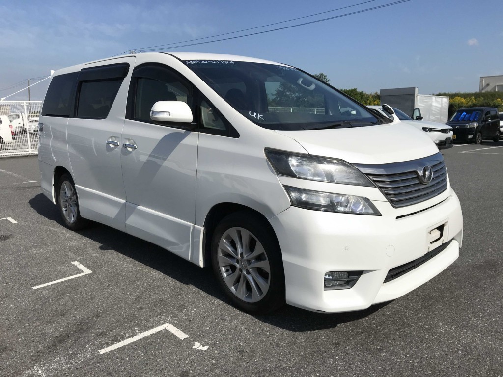 Used Toyota Vellfire 2010 for sale - 76344257: Photo 2