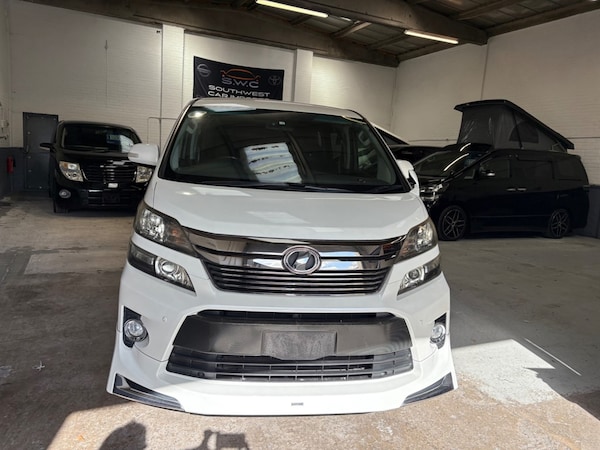 Used Toyota Vellfire 2012 for sale - 75571831: Photo 2