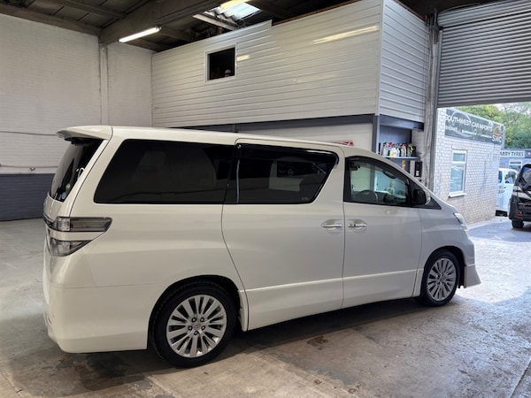 Used Toyota Vellfire 2012 for sale - 75571831: Photo 3