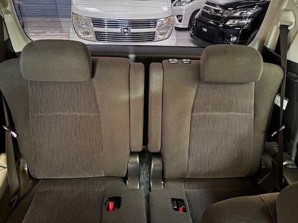 Used Toyota Vellfire 2012 for sale - 75571831: Photo 9