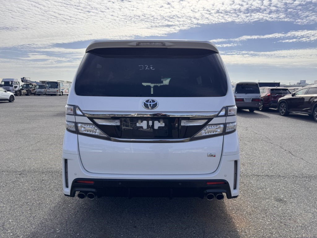 Used Toyota Vellfire 2013 for sale - 76557111: Photo 8