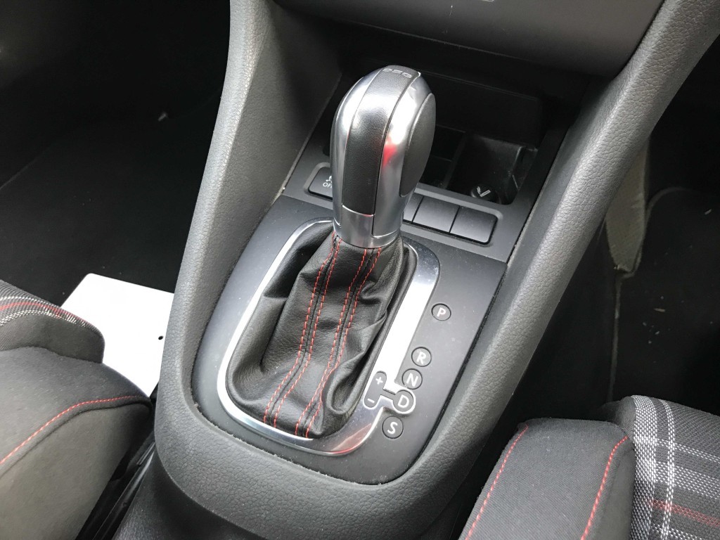 Used Volkswagen Golf 2013 for sale - 76290112: Photo 15