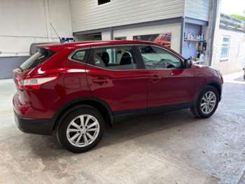 Used Nissan Qashqai 2017 for sale - 74857036: Photo