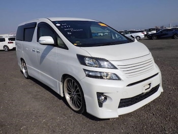 Used Toyota Vellfire 2013 for sale - 75571053: Photo